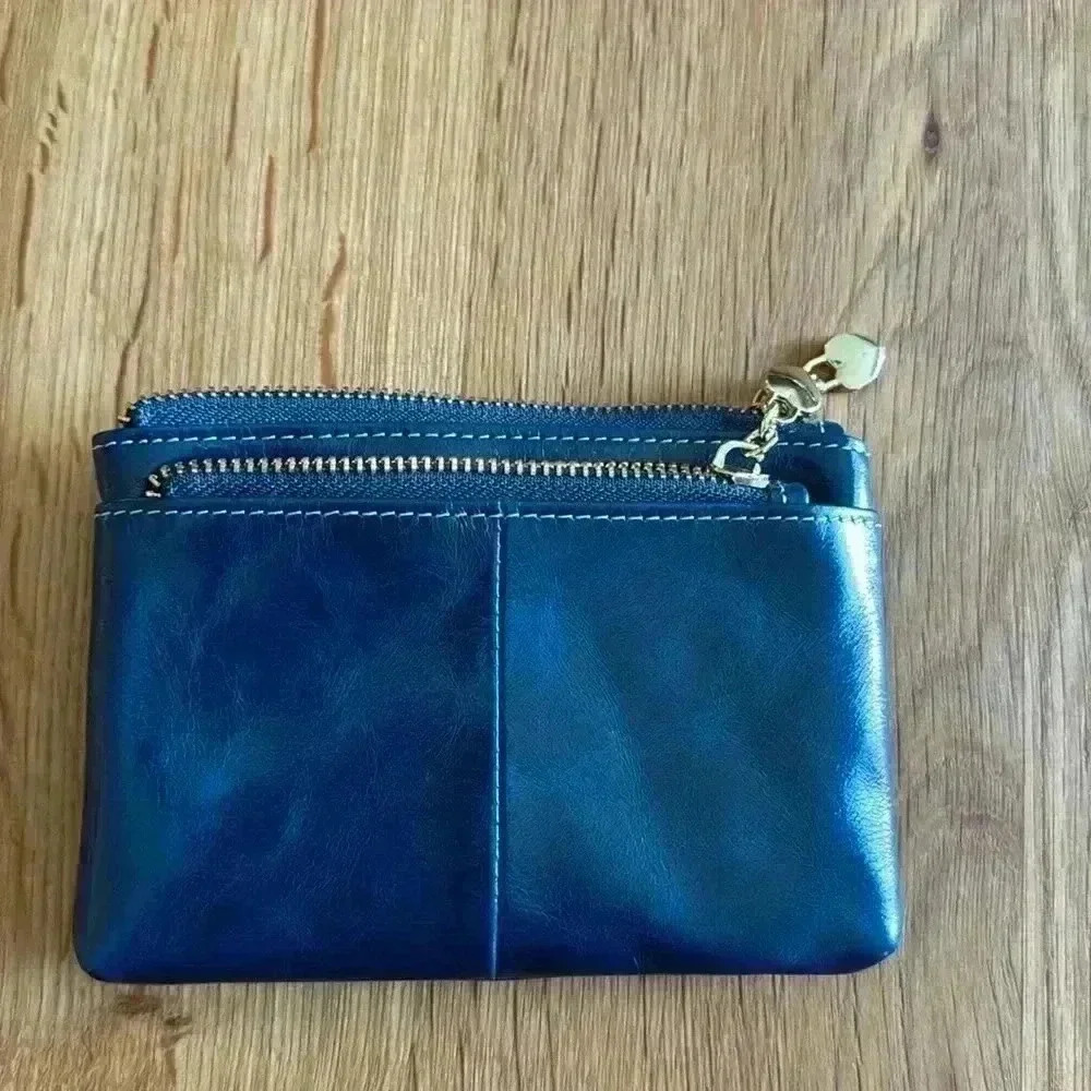 Leather coin purse- Blue leather w/ 3 Zip compartments - Picture 2 of 3